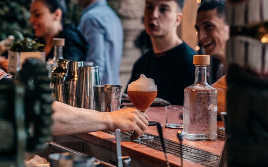 What You’ll Actually Spend From Pre-Game to Last Call: A Complete Indianapolis Bar Crawl Cost Guide